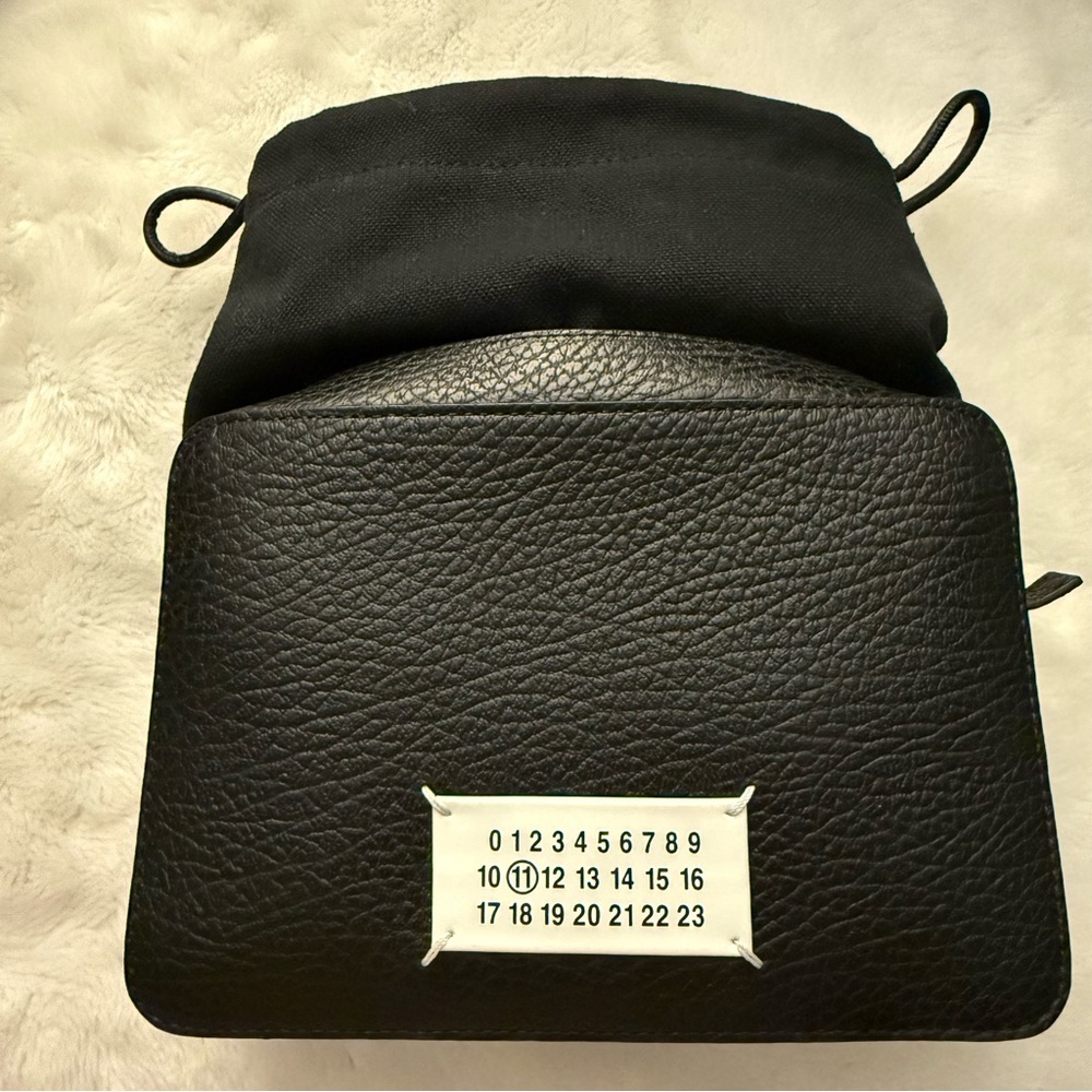 Maison Margelia 5AC Camera Bag Medium Black, Shoulder Bag, New With Tags - Picture 2 of 11